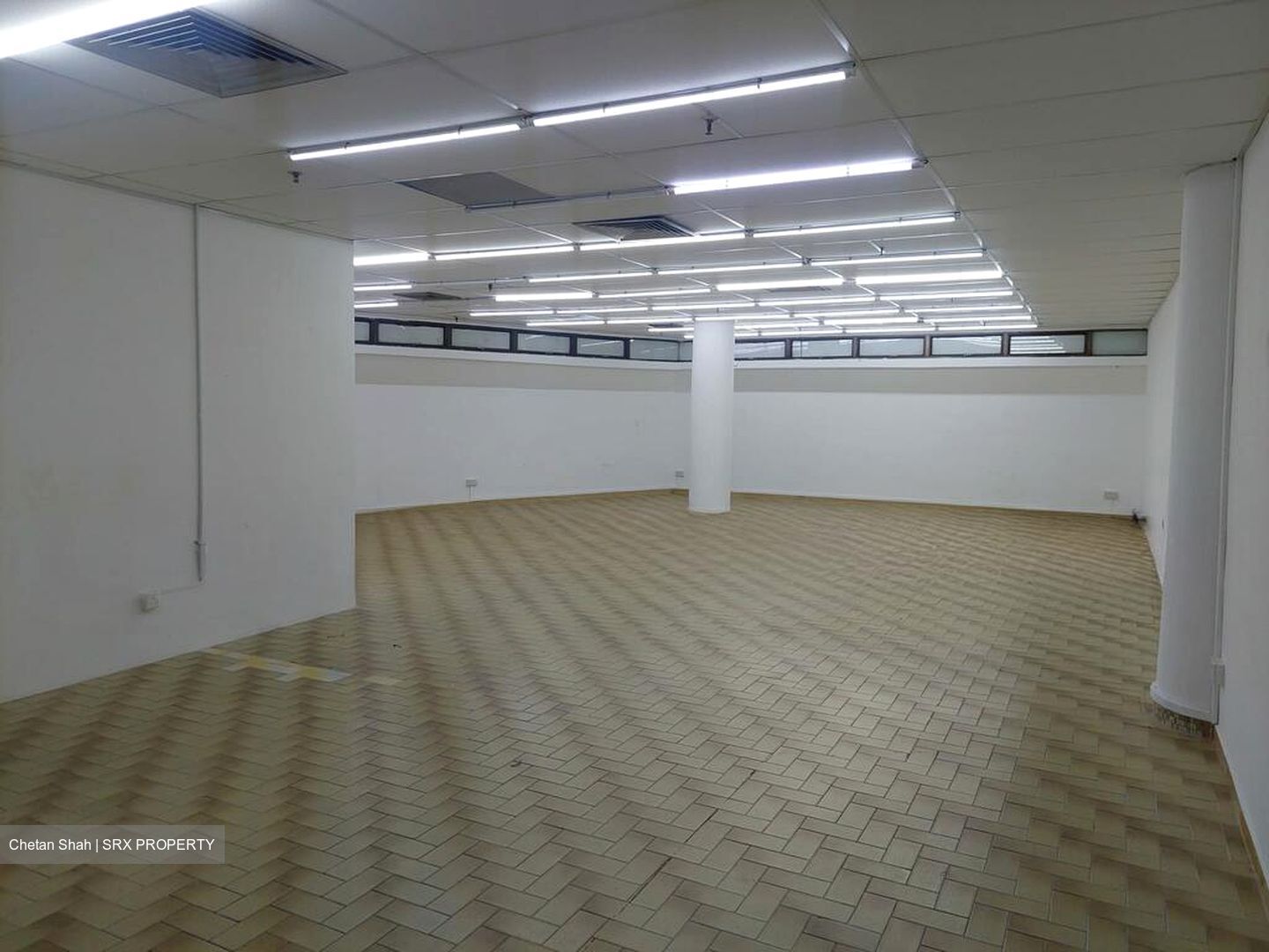 Multi Storey Car Park (D8), Retail #527573861